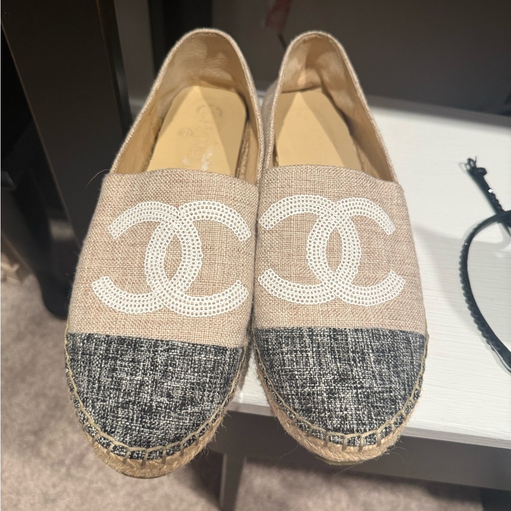 CHANEL Espadrilles *READ*